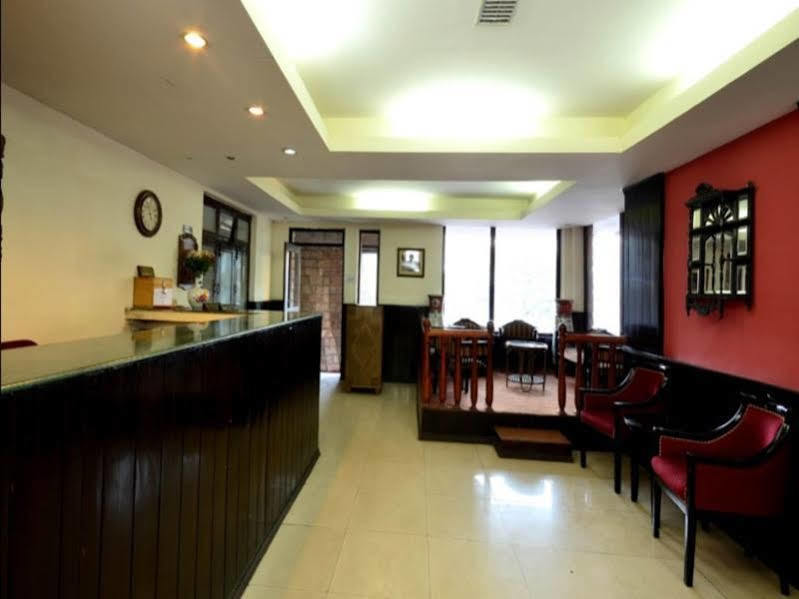 Himalaya Hotel Nainital Kültér fotó
